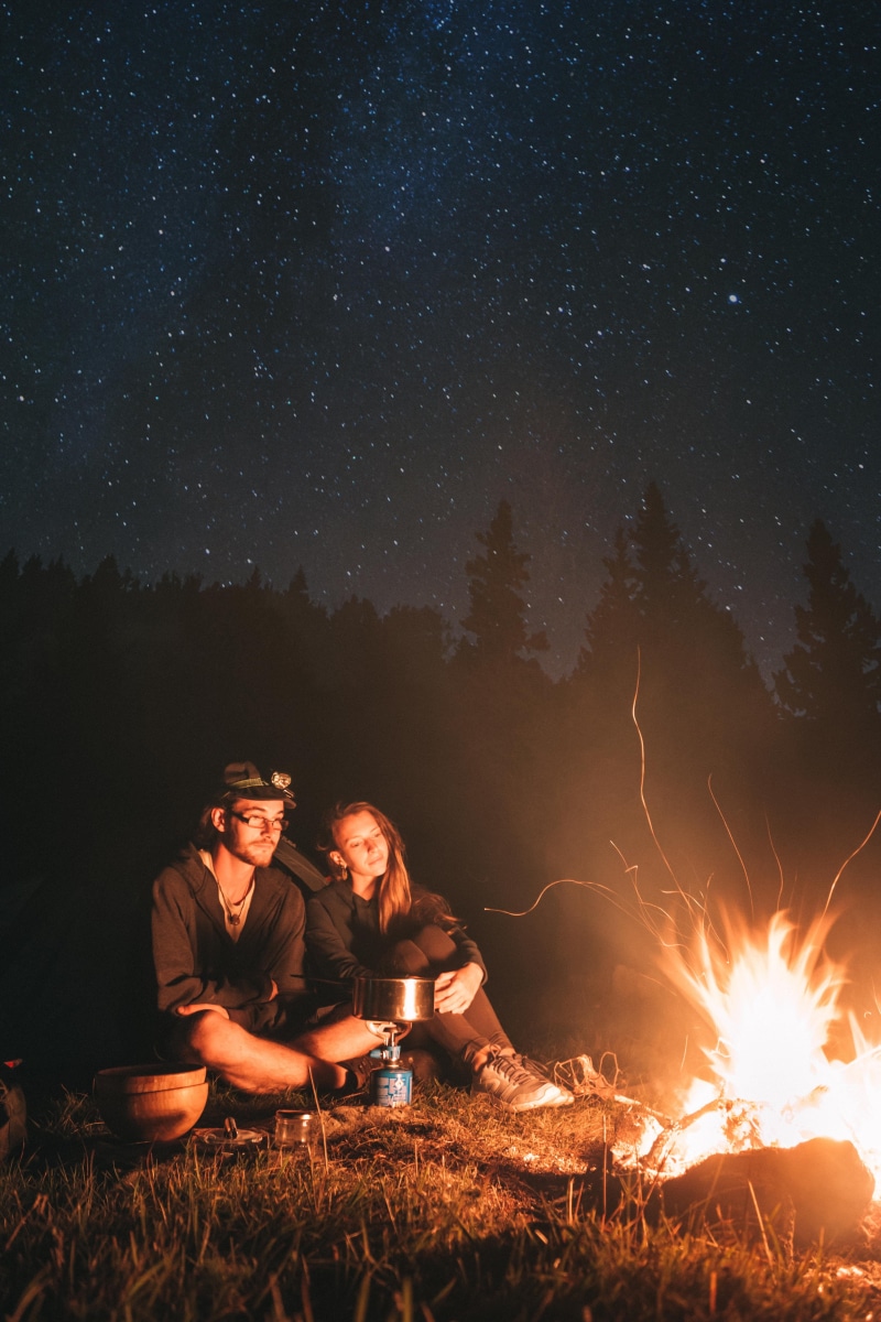 nature, enjoyment, males, women, young Adult, bivouac, sitting, hike, pot, mountain, travel, cheerful, relaxation, people, sunset, dark, flame, star - Space