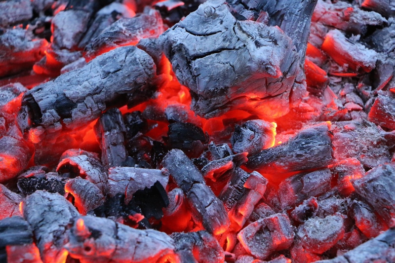 burning, nature, hot, heat - temperature, glow, power in nature, charcoal, mood, wood, red, backgrounds, flame, heat, full frame, burn, coal, wood - material