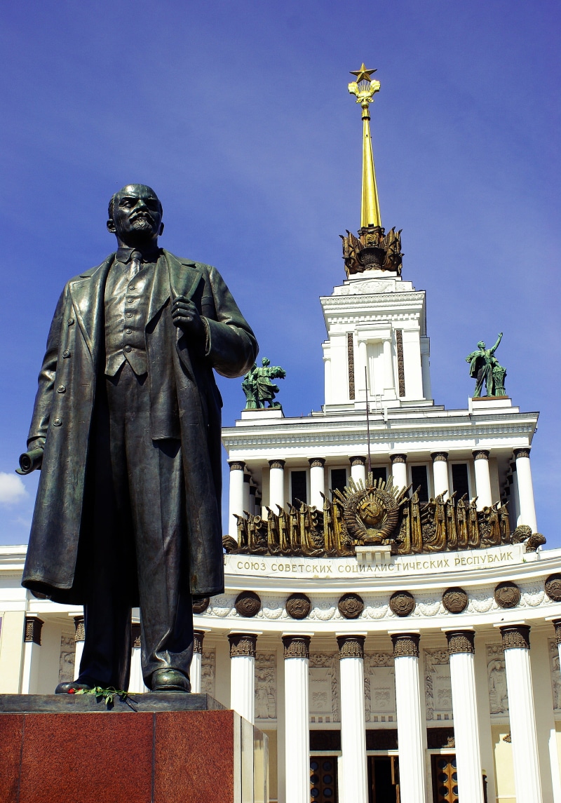 architectural column, moscow, the ussr, no people, lenin, day, tourism, built structure, architecture, enea, dialectical materialism, human representation