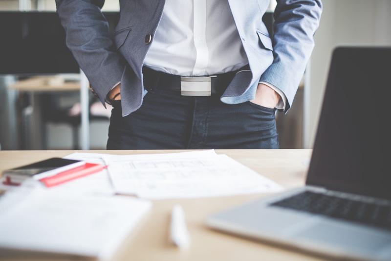 working, diary, people, communication, laptop, adult, caucasian Ethnicity, blazer, front view, white Collar Worker, meeting, top, only men, connection