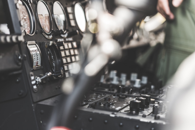 close-up, 4K, flying, professional Occupation, nightlife, industry, selective focus, complexity, heli, knob, control, controls, Helicopter, repairing