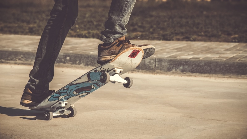 motion, females, day, human body part, Skate, human Leg, youth Culture, jeans, lifestyles, sport, shoe, extreme Sports, pavement, skateboarding, skill