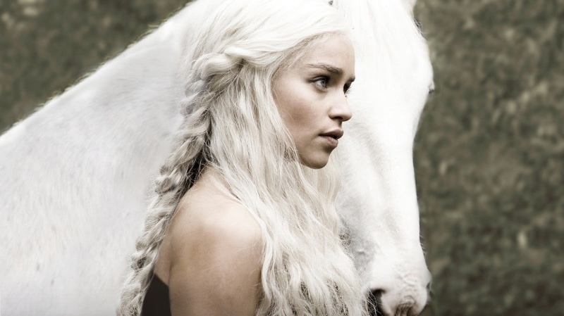 beauty, looking away, Emilia Clarke, adult, Game of Thrones, beautiful woman, outdoors, one person, clarke, young adult, women, Daenerys Targaryen, young women