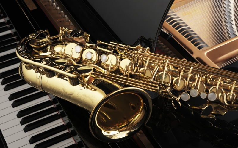 saxophone, musical instruments, piano, brass, music, 2K