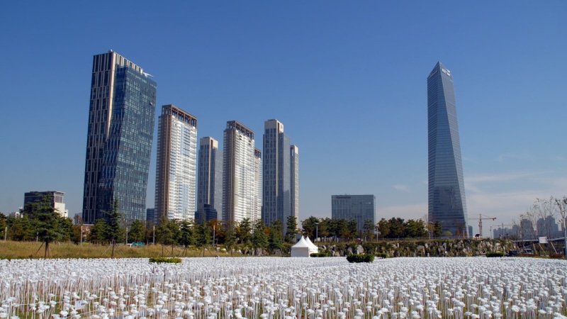 outdoors, Songdo, sky, city, office building exterior, building, cityscape, day, 1080P, trees, built structure, financial district, office, no people