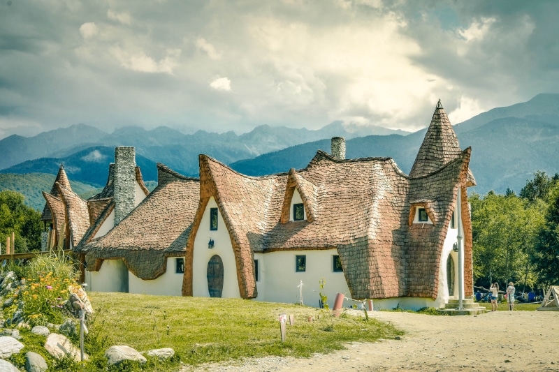 architecture And Buildings, no People, old-fashioned, green, building Exterior, built Structure, 5K, architecture, Village, grass, rural Scene, forest