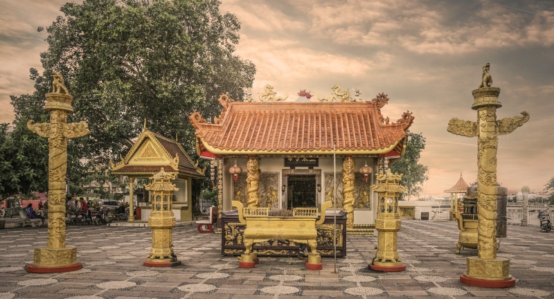 asia, no people, buddhism, daytime, tourist, culture, place, building, sky, ornate, brick, tree, unesco, religion, china, street, outdoors, viet, architectural column