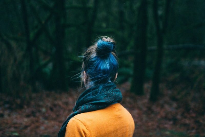 woman, one animal, caucasian Ethnicity, tree, beauty, day, nature, woodland, scarf, leisure activity, autumn, hair, 5K, focus on foreground, plant, orange