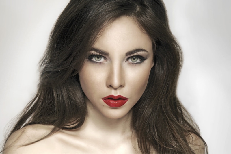 fashion, make-up, beauty, hair, one person, hairstyle, glamour, looking at viewer, headshot, beautiful woman, human lips, human body part, adult, women