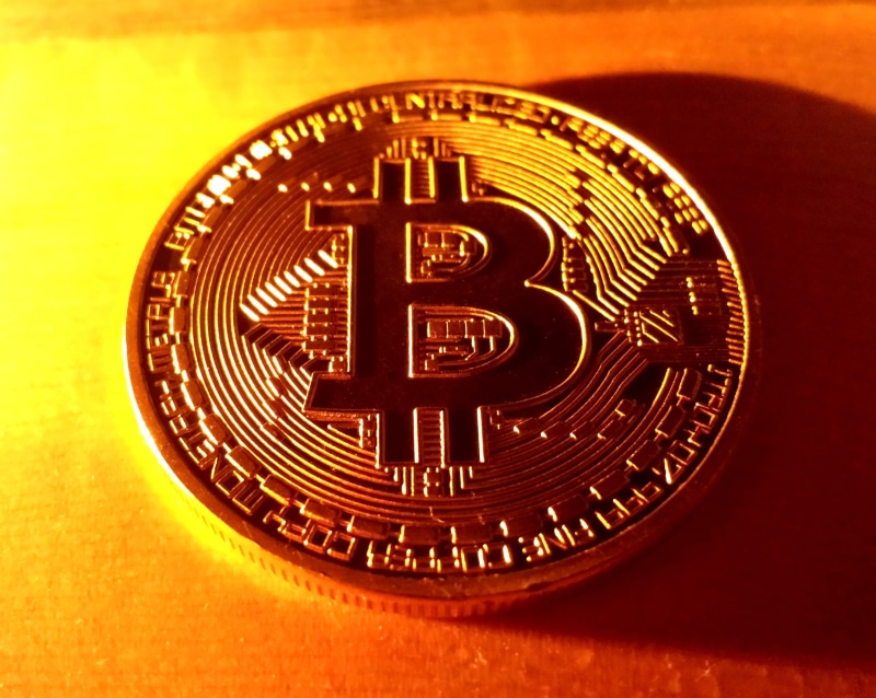 financial, finance, hedge, metal, time, token, no people, trade, payment, digital, studio shot, colored background, single object, clock, wealth, luck