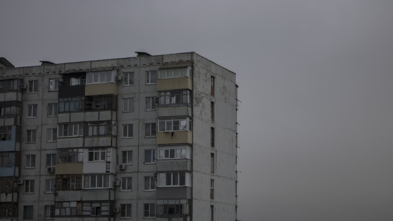 clear sky, no people, copy space, day, exterior, architecture, nature, Russia, location, development, 5K, in a row, sky, residential district, built structure