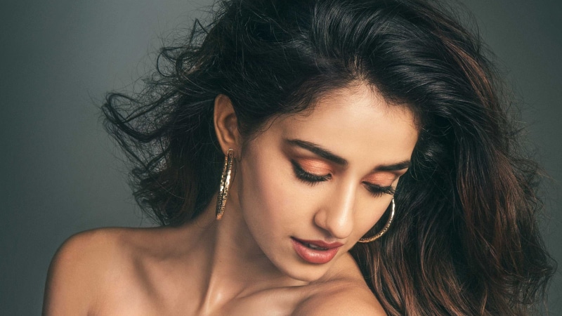 2K, Patani, Disha