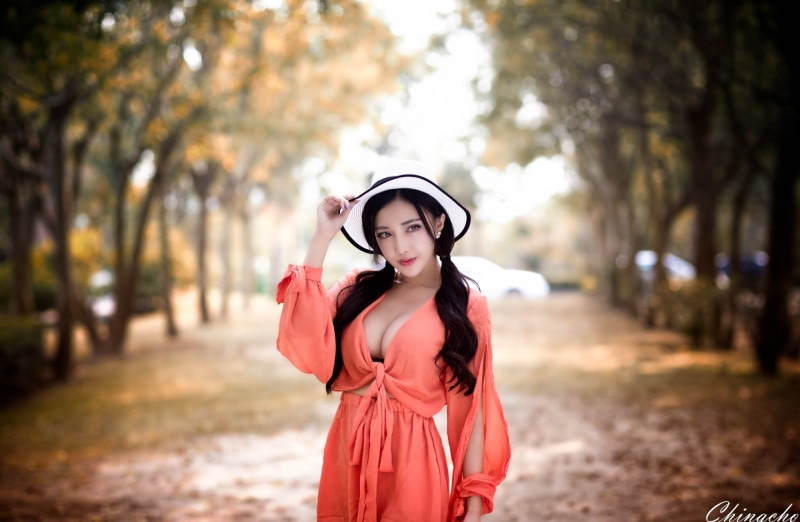 plant, summerhat, pretty, bokeh, Outdoor, twintail, Posing, standing, lifestyles, looking, women, 1080P, Beautiful, Pigtail, contemplation, focus on foreground
