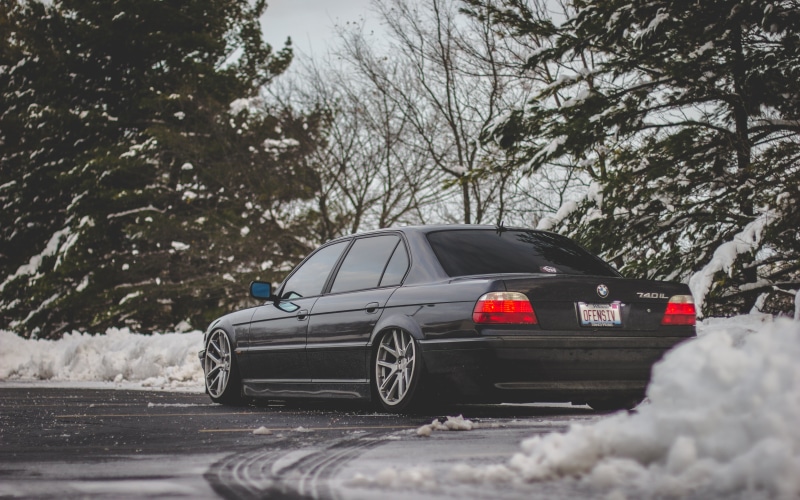 slippery, plant, outdoors, day, snowing, 740il, snow, snowdrift, sports Utility Vehicle, blizzard, no People, black, winter, road, 5K, mode of Transport