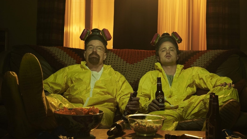breaking bad walter white couch beer aaron paul bryan cranston jesse pinkman, 1080P
