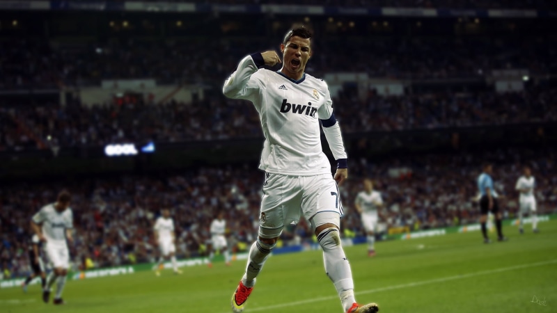 sports uniform, ball, people, stadium, effort, athlete, grass, celebrity, soccer player, 1080P, footballers, incidental people, crowd, sport, clothing