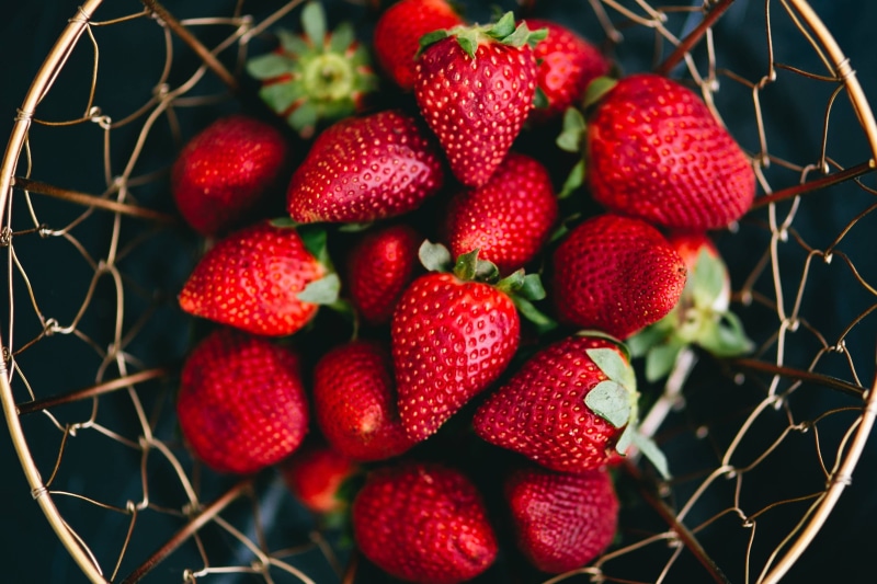 fresh, food, nature, healthy, berry Fruit, fruits, freshness, focus on foreground, Fresh Strawberries, fruit, close-up, ripe, food and drink, dessert, organic