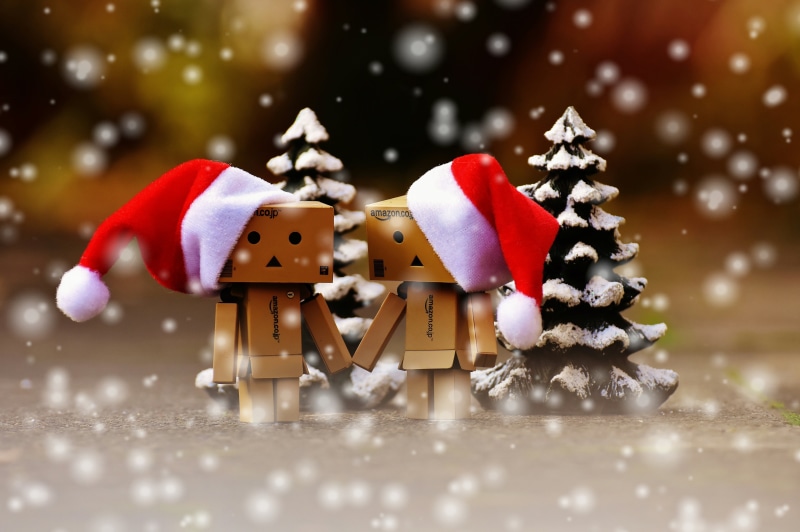 snowing, together, hand in hand, figurine, christmas time, wearing, figure, christmas, gifts, snowflake, decoration, banner, contemplation, cold temperature