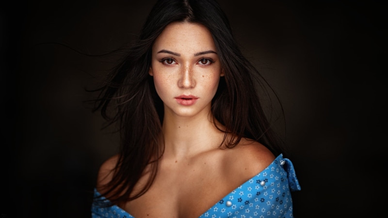 long hair, brunette, model, 1080P, Georgy Chernyadyev, dark background, portrait, cleavage, looking at viewer, freckles, Mariya Volokh, brown eyes, women