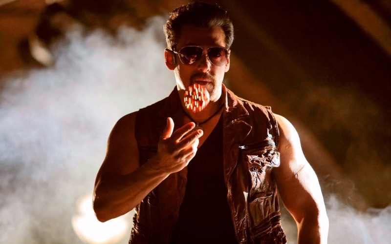 kick, aggression, bollywood, movie, sunglasses, Male Celebrities, glasses, new, 1080P, leisure activity, waist up, portrait, one person, Movies, standing