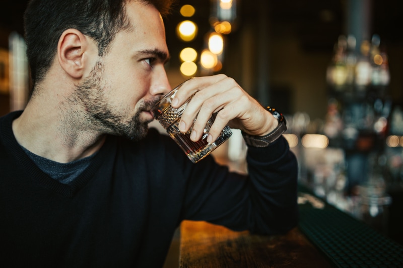 happy hour, Handsome, people, man, one Man Only, male, adult, holding, restaurant, indoors, men, pub, beer glass, facial hair, young, adults Only, alcohol