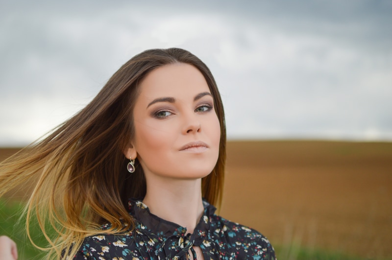females, rural scene, looking, outdoors, only Women, long Hair, looking At Camera, beauty, black, caucasian Ethnicity, hairstyle, sky, 5K, black shirt