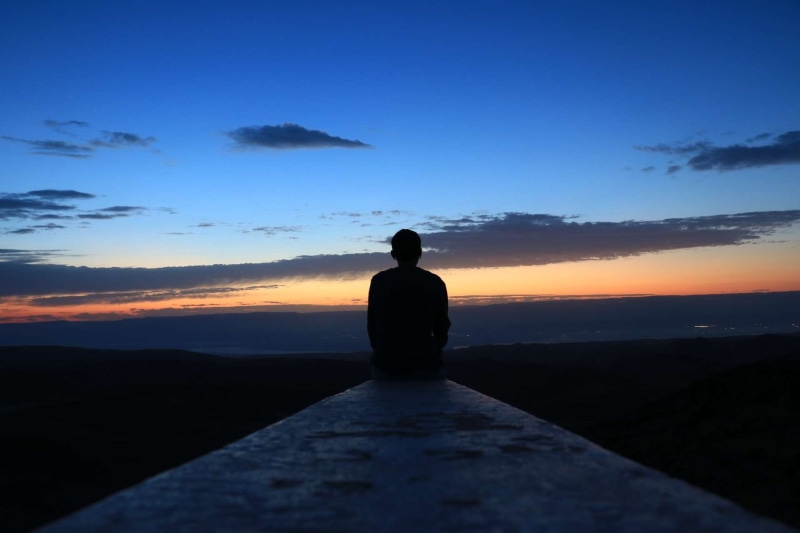 lifestyle, silhouette, comfort, orange, inspiration, sitting, tranquility, standing, calm, contemplation, 1080P, poaiti, rear view, lifestyles, looking at view