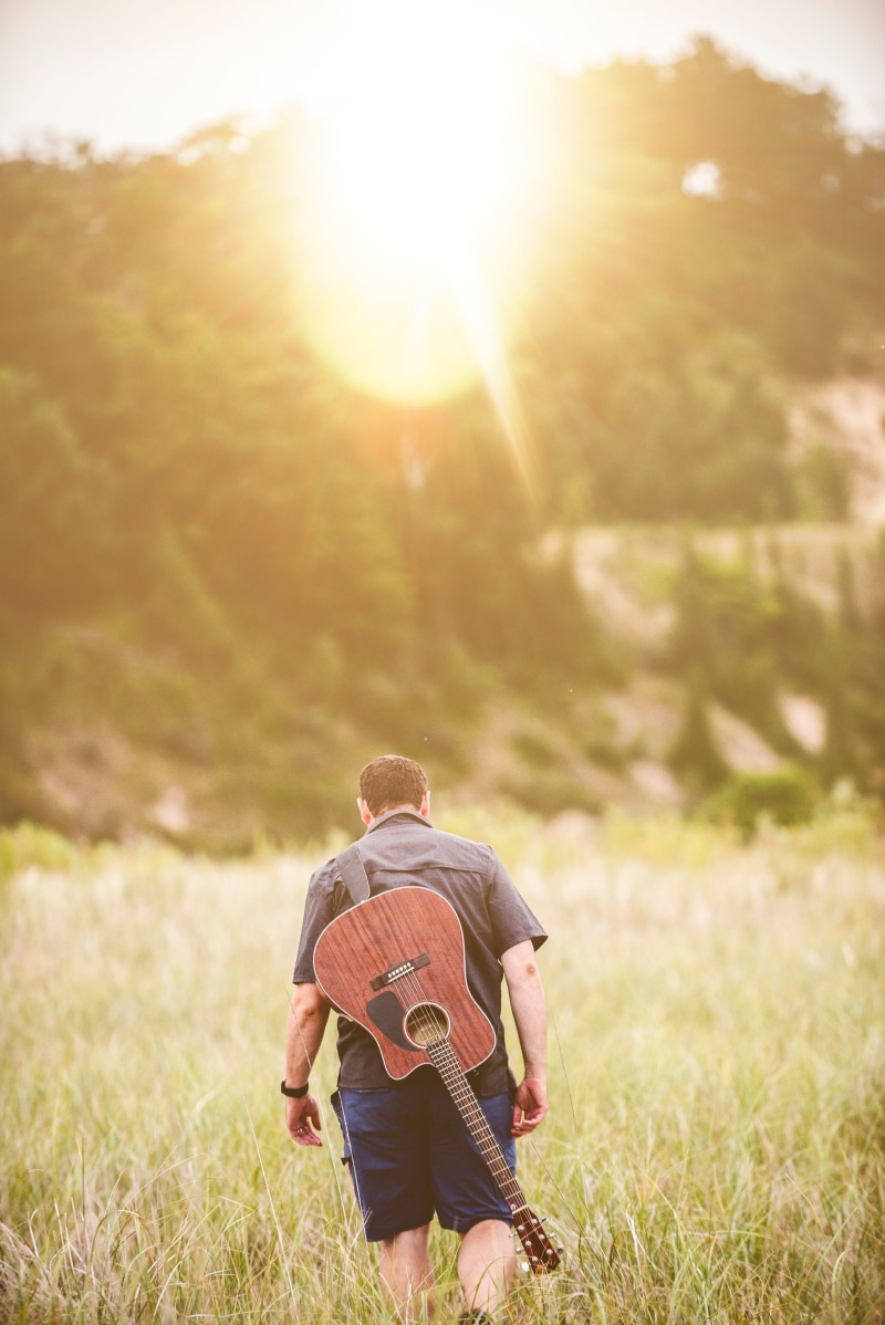copy Space, men, relaxation, two People, cut, adventure, young Men, only men, walking, happiness, 5K, adults Only, vacations, plant, guitar, togetherness