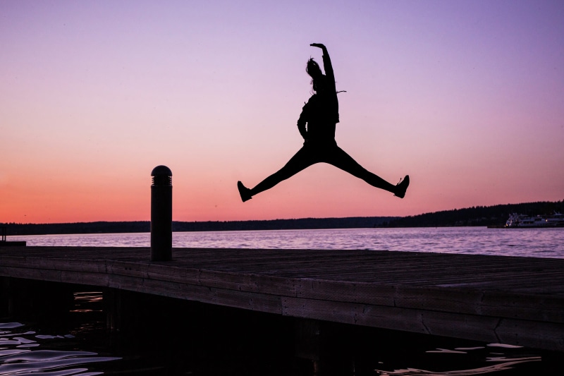 full length, sports, 4K, outdoors, woman, real people, healthy Lifestyle, young Adult, human arm, sunset, sky, health, healthy, adventure, travel, women