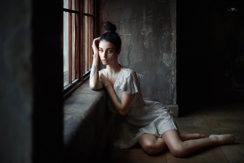 young adult, beautiful woman, hairstyle, sitting, depression - sadness, on the floor, fashion, women, portrait, contemplation, sadness, dress, young women