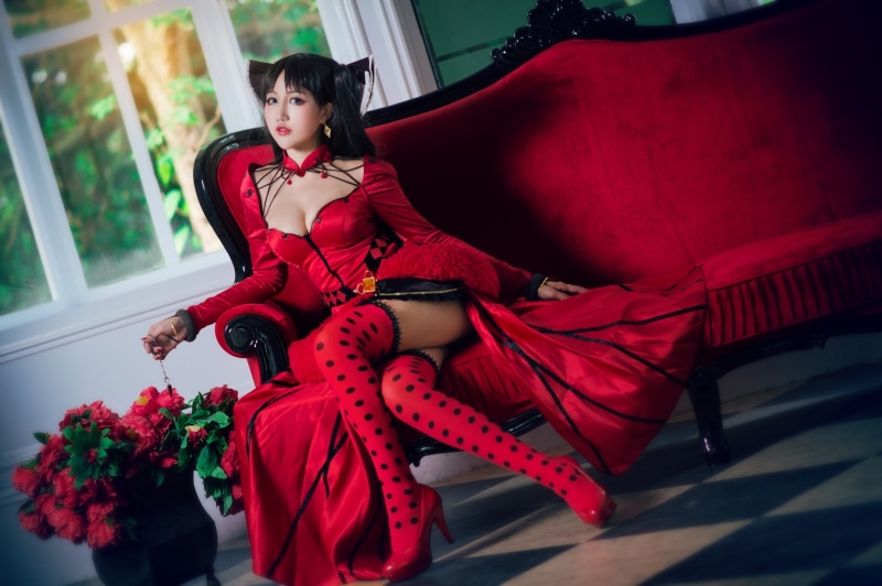 outfit, 1080P, floor, costume, pose, sofa, bangs, red, brunette, sitting, look, dress, cosplay, the room, window, style, hands, face, stockings, feet