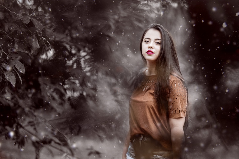 outdoors, adult, woman, young adult, 5K, blizzard, nature, model, girl, extreme weather, beautiful woman, snowflake, one person, hairstyle, attractive