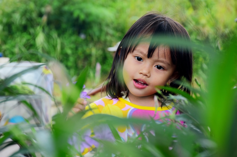 females, kid, child, plants, looking at camera, smiling, nature, surrounded, wearing, green Color, cantik, photo, selective focus, people, one Person, cute