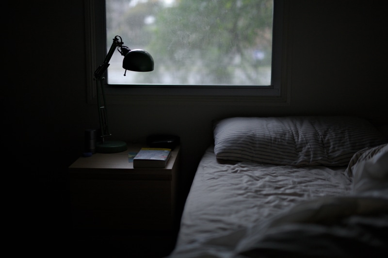 cosy, domestic Room, day, lifestyles, no People, bed, Soft, electric Lamp, near, photo, comfortable, pillow, absence, room, hotel Room, Warm, furniture
