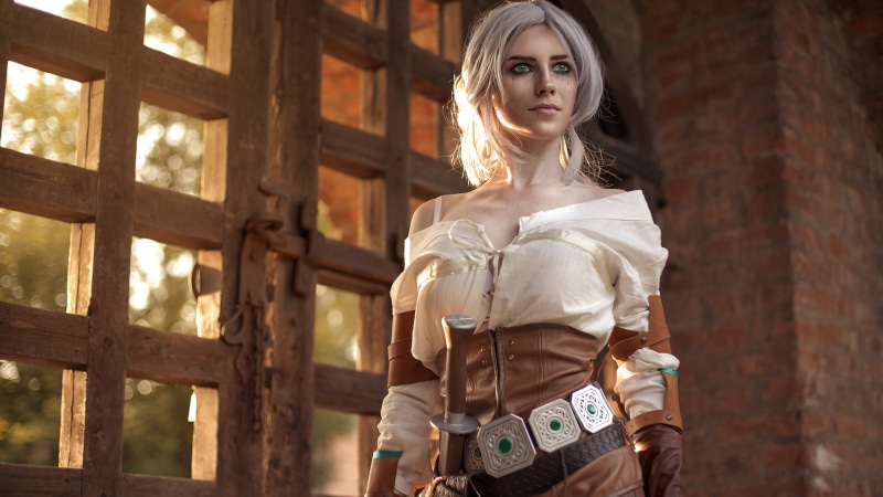 Cirilla, Cirilla Fiona Elen Riannon, The Witcher, games art, looking at viewer, silver hair, Ciri, weapon, cosplay, The Witcher 3: Wild Hunt, eyeshadow