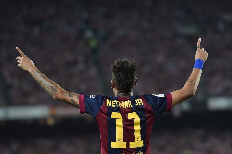 hand, 1080P, stadium, santos, jr, FC Barcelona, soccer, outdoors, one person, celebration, silva, limb, human body part, sport, body part, rear view, focus on foreground