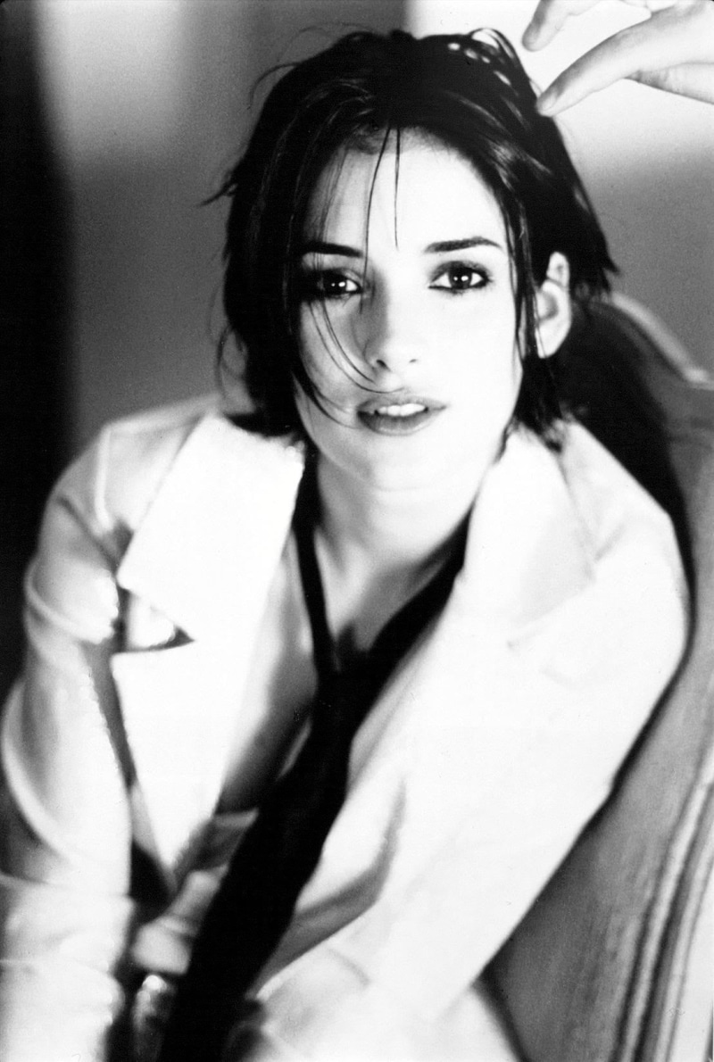 young women, beautiful woman, happiness, Winona Ryder, clothing, medium-length hair, portrait, front view, monochrome, looking at camera, young adult, emotion