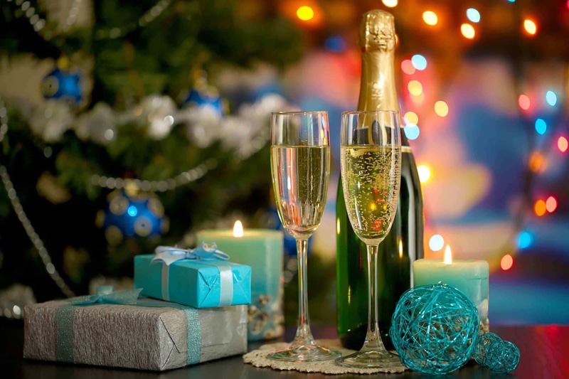 luxury, champagne Flute, refreshment, wine, close-up, christmas Lights, drinking, container, burning, Christmas tree, champagne, candle, bright, backgrounds