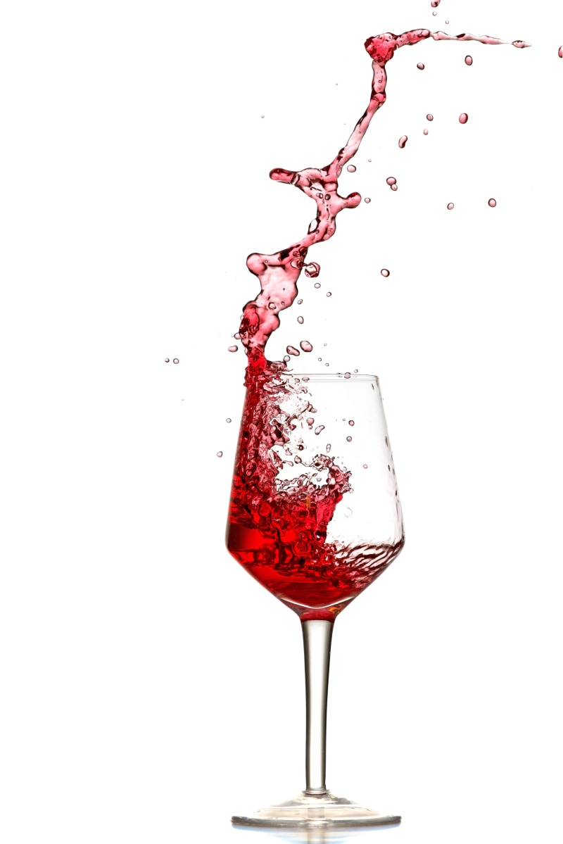 beverages, glasses, splashing, splash, copy space, motion, alcohol, high-speed photography, wine glass, refreshment, bubble, 5K, stem, clear, indoors