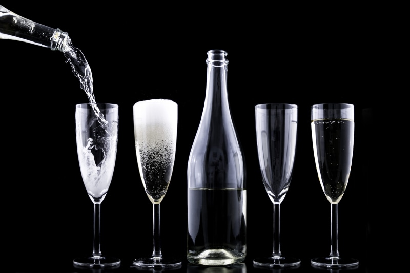 no people, wine bottle, wine, Champagne, indoors, black background, food and drink, champagne flute, liquid, refreshment, celebration, 4K, elegance, crystal