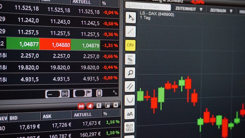 economy, financial figures, 5K, close-up, data, candlestick, analyzing, graph, diagram, computer, electrical equipment, Chart, computer monitor, making money