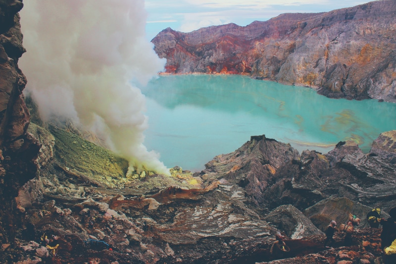 smoke - physical structure, 5K, no people, banyuwangi, outdoors, erupting, nature, ijen, mt.ijen, formations, air pollution, geology, smoke, steam, kawah ijen