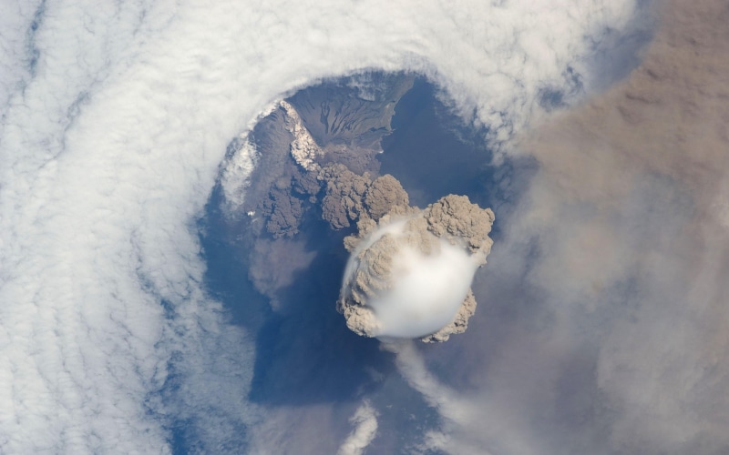 2K, smoke, clouds, volcano, nature, aerial view, eruptions