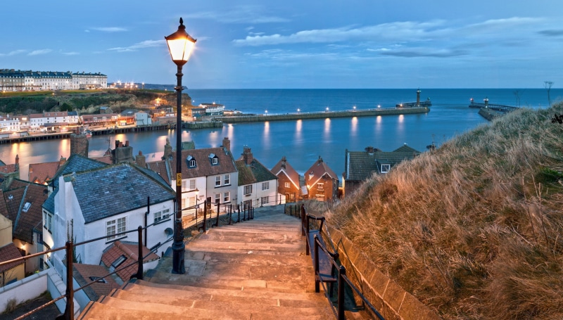 sky, Lighthouse, England, houses, yorkshire, 1080P, stage, lights, harbor, Whitby, Sea, north, sun, North Yorkshire