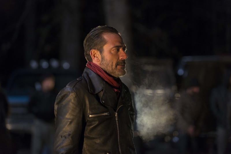 warm clothing, standing, Jeffrey Dean Morgan, leather, 1080P, TV Show, leather jacket, social issues, males, The Walking Dead, mature adult, night, city life