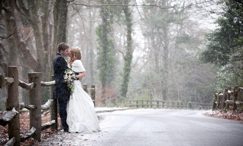 beautiful, wedding, snow, snowflak, couple, woman, 720P, winter, love, romance, photography, romantic, bride, kiss