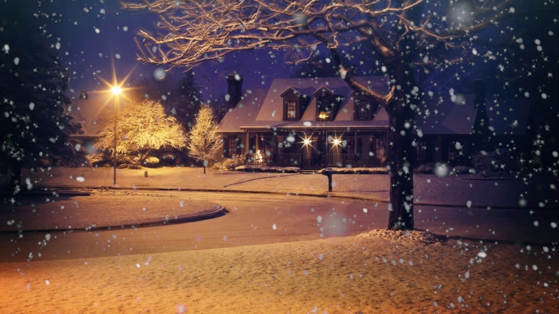 town, snowfall, winter, tree, evening, streetlight, snowy, house, 4K, night, snow, snowing, sky, street light, light, freezing, street
