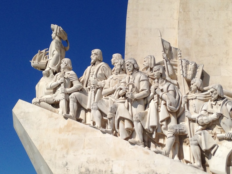 history, nature, day, art and craft, lisboa, lisbon, building exterior, architecture, stone material, human representation, outdoors, male likeness, built structure