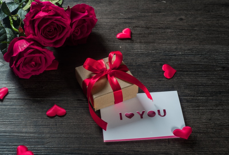 Valentines Day, romantic, rose, heart, postcard, candle, hearts, gift, flower, love, 5K