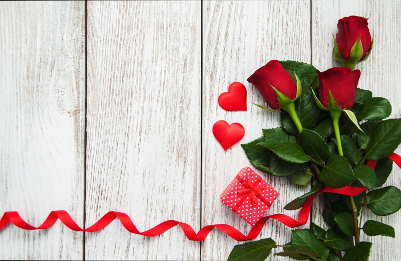 buds, red, romantic, love, heart, red roses, roses, 4K, gift, valentine`s day, flowers